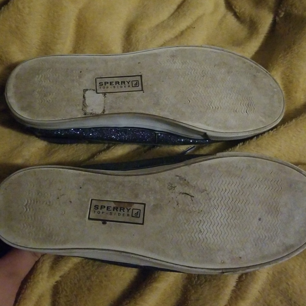 Sperry - Picture 2 of 3